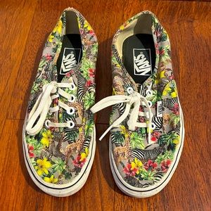 One of a kind, animal print Vans Authentic Shoes 🐆🦒🌸🌼